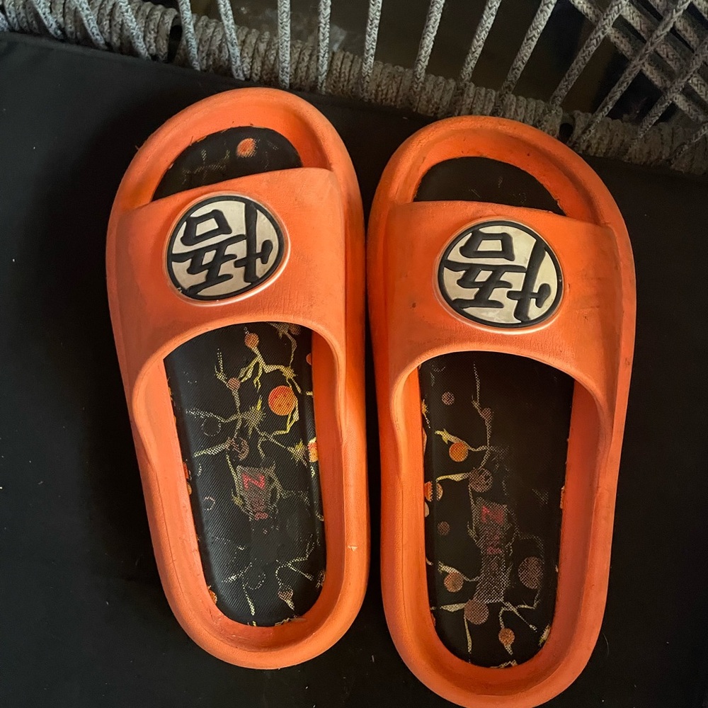 Goku Orange Slides (Ground Up Dragon Ball Z) – Size 7